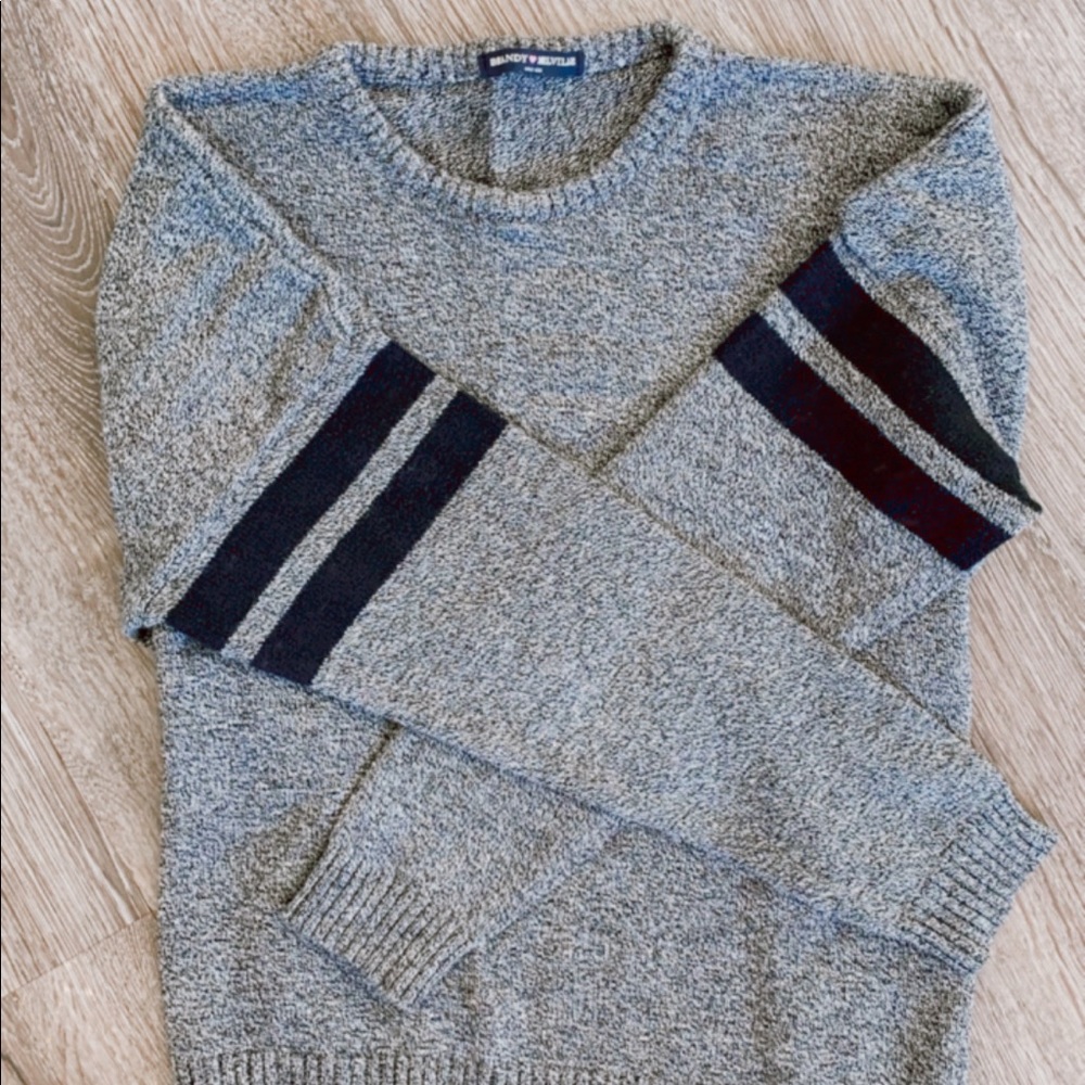 BRANDY MELVILLE cropped sweater!✨